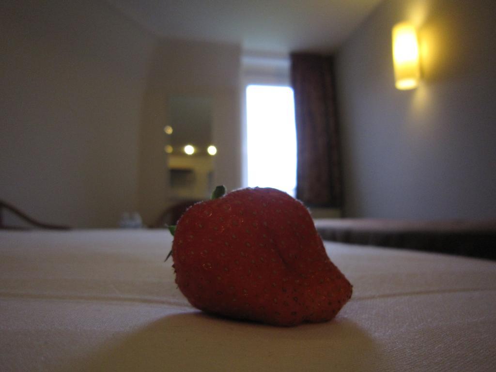 Hotel De Vrede Diksmuide Kültér fotó